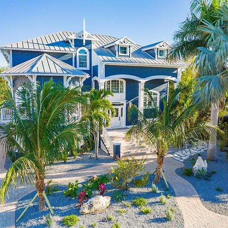 Castle Azul Villa Anna Maria Exterior photo